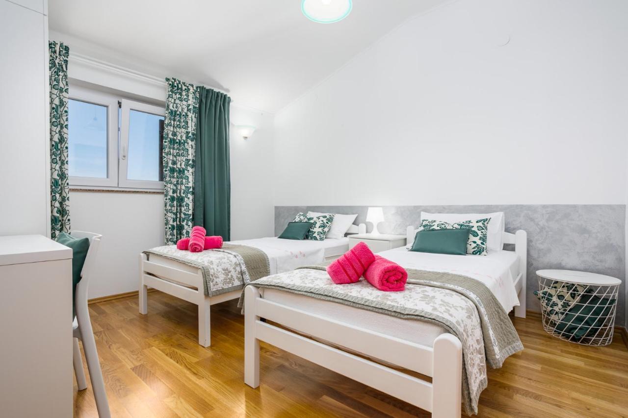 Apartment Rukavina 奈维斯 外观 照片